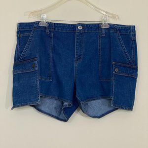 NWT Ashley Stewart Denim Cargo Shorts 24